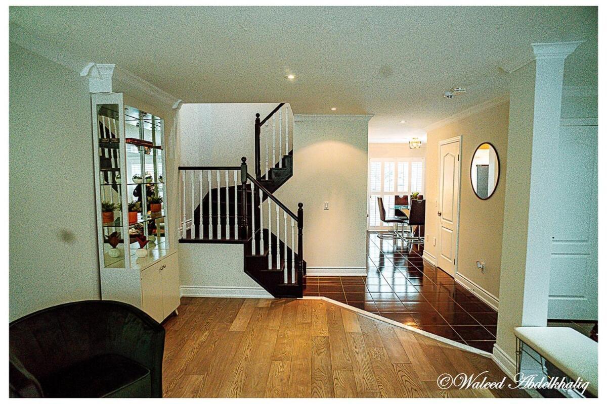 מיסיסאוגה Sunroom House - 4 Bedrooms מראה חיצוני תמונה
