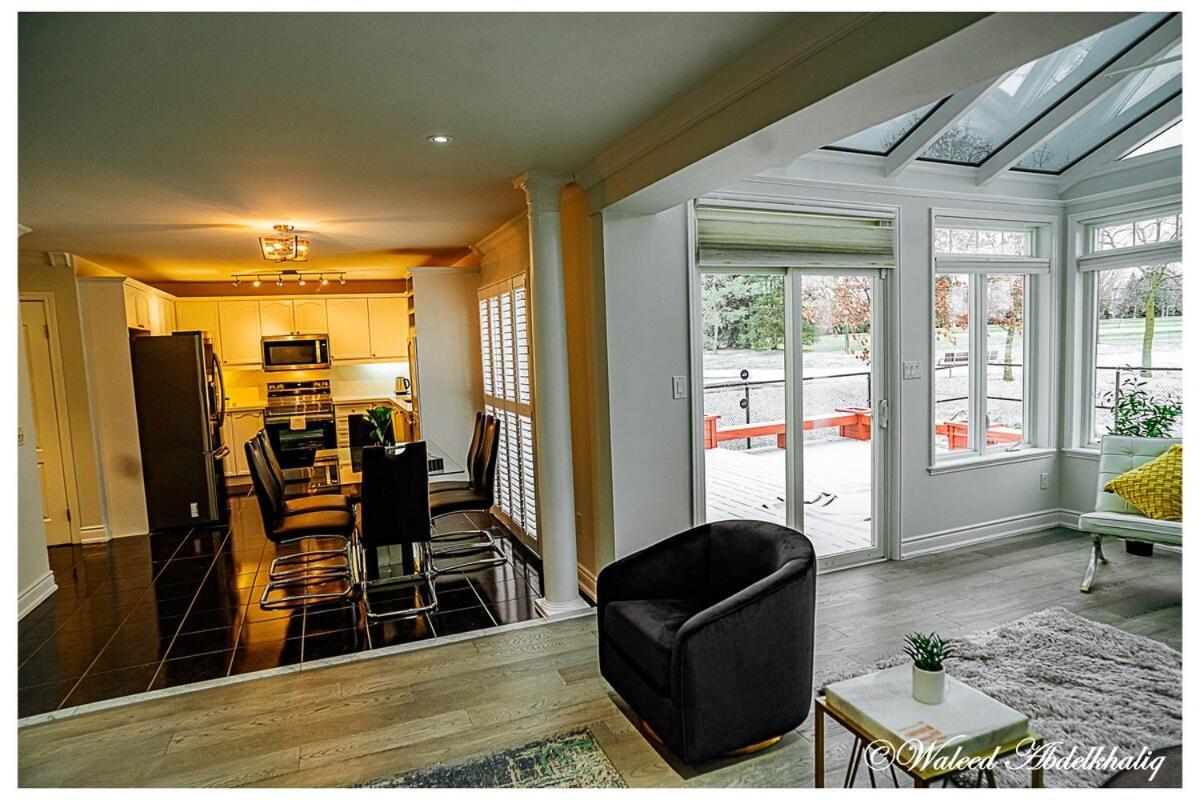 מיסיסאוגה Sunroom House - 4 Bedrooms מראה חיצוני תמונה